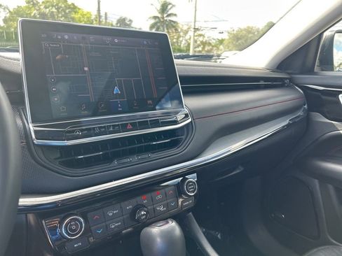 Certified 2022 Jeep Compass Trailhawk w/ Trailhawk Elite Group image 15