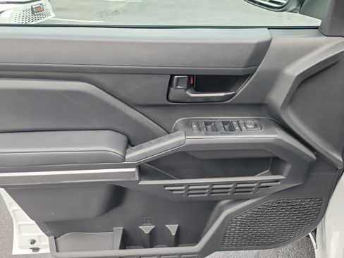 New 2026 Toyota Tacoma SR5 AWD/4WD image 18