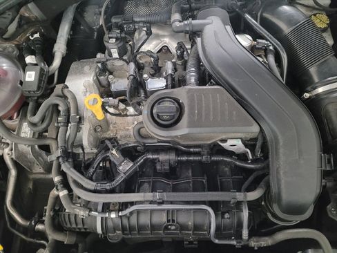 Used 2024 Volkswagen Jetta SE FWD image 30