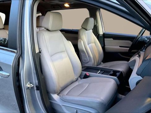 Used 2018 Honda Odyssey EX-L image 21