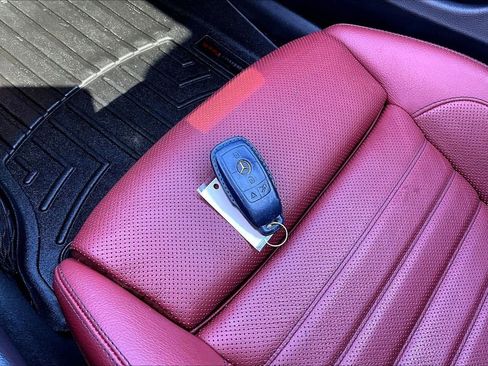 Used 2020 Mercedes-Benz C 300 4MATIC Coupe image 37