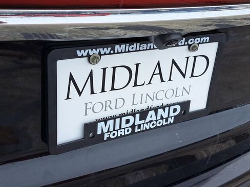 Certified 2024 Lincoln Corsair AWD w/ Equipment Group 101A image 6