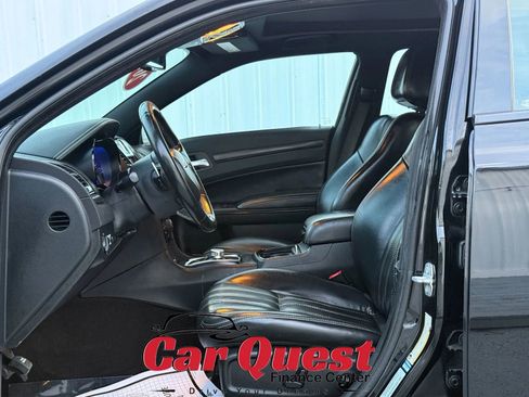 Used 2016 Chrysler 300 S w/ 300S Premium Group image 9