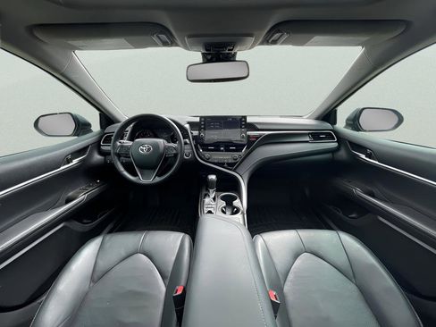 Used 2021 Toyota Camry XSE image 30