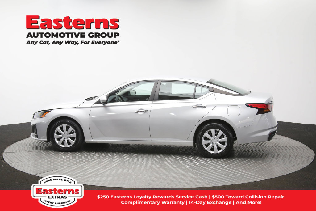 Used 2023 Nissan Altima 2.5 S FWD image 60