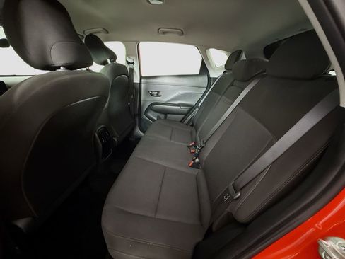 Used 2025 Hyundai Kona SEL image 15