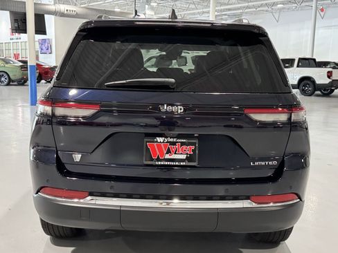 Used 2023 Jeep Grand Cherokee Limited image 19