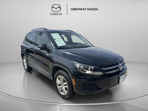 Used 2017 Volkswagen Tiguan S FWD image 1