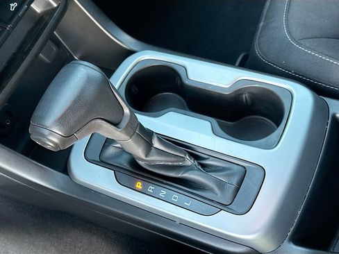 Used 2021 Chevrolet Colorado LT w/ LT Convenience Package image 21