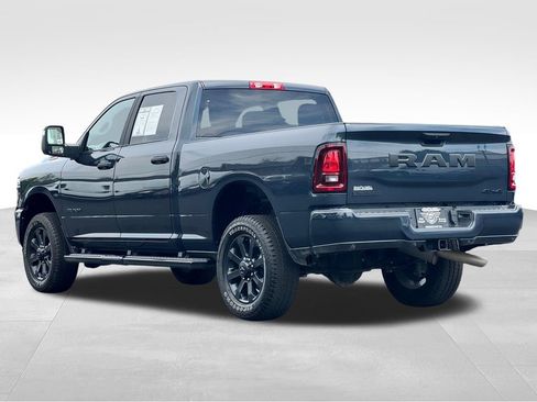 Used 2025 RAM 2500 Big Horn AWD/4WD image 5