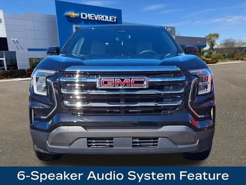 Used 2025 GMC Terrain Elevation image 3