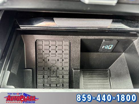 Used 2023 Ford F350 Lariat AWD/4WD image 41