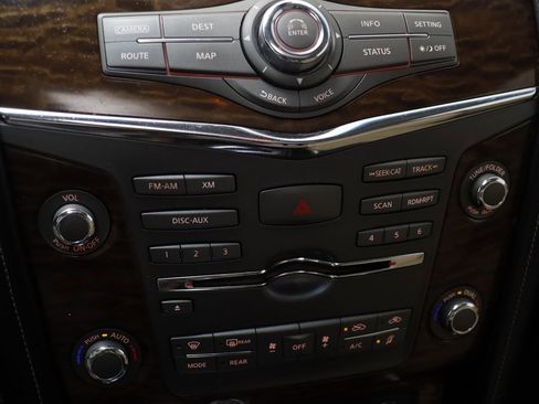 Used 2017 Nissan Armada Platinum w/ Interior Lighting Package image 12