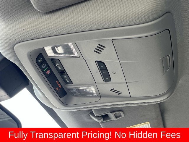 Used 2022 GMC Terrain SLT w/ Tech Package AWD/4WD image 33