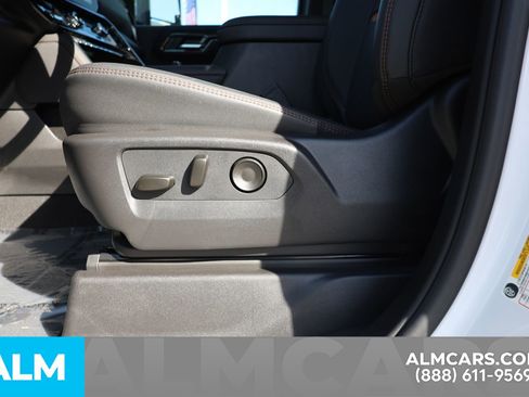 Used 2026 GMC Sierra 2500 AT4 image 20