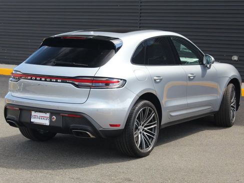 New 2026 Porsche Macan image 8