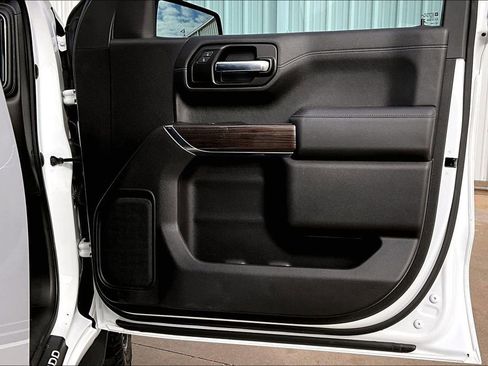 Used 2022 Chevrolet Silverado 1500 LT Trail Boss image 22