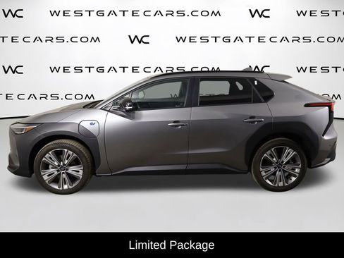 Used 2024 Subaru Solterra w/ Limited Package AWD/4WD image 5