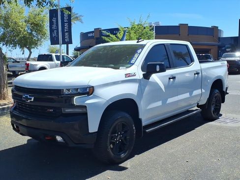 Used 2022 Chevrolet Silverado 1500 LT Trail Boss w/ Convenience Package II image 8