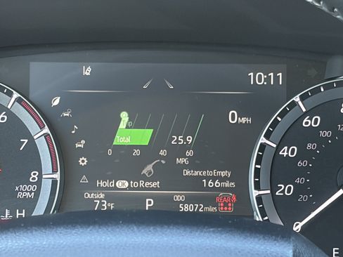Certified 2024 Toyota Highlander XLE FWD image 20