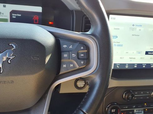 Used 2023 Ford Bronco Badlands image 17