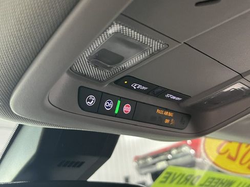 Certified 2023 GMC Terrain SLE w/ Driver Convenience Package AWD/4WD image 14
