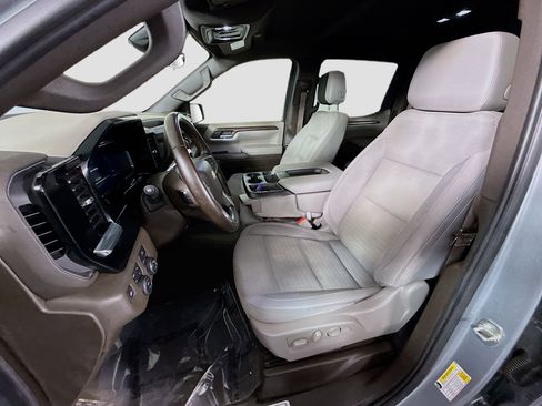 Used 2023 Chevrolet Silverado 1500 LT w/ Z71 Off-Road Package image 21