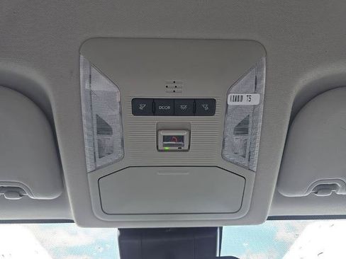 Used 2024 Toyota RAV4 LE AWD/4WD image 30