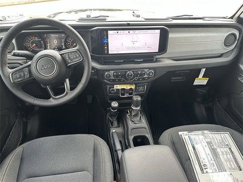 New 2025 Jeep Gladiator Sport image 22