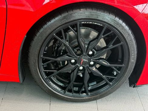 Used 2024 Chevrolet Corvette Stingray Coupe w/ 1LT RWD image 9