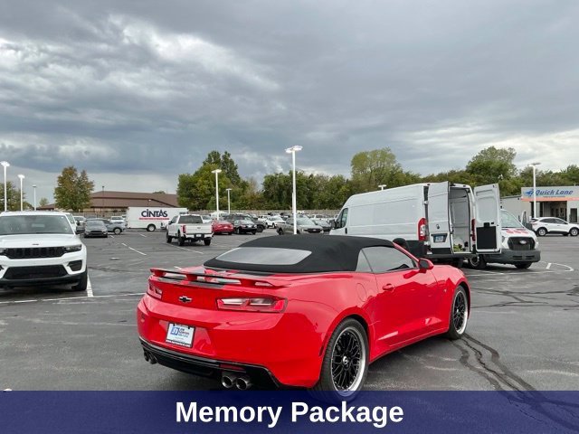Used 2016 Chevrolet Camaro SS RWD image 4