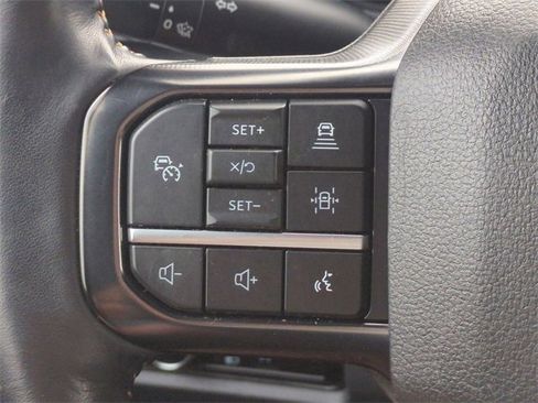 Certified 2024 Ford F250 Platinum image 24