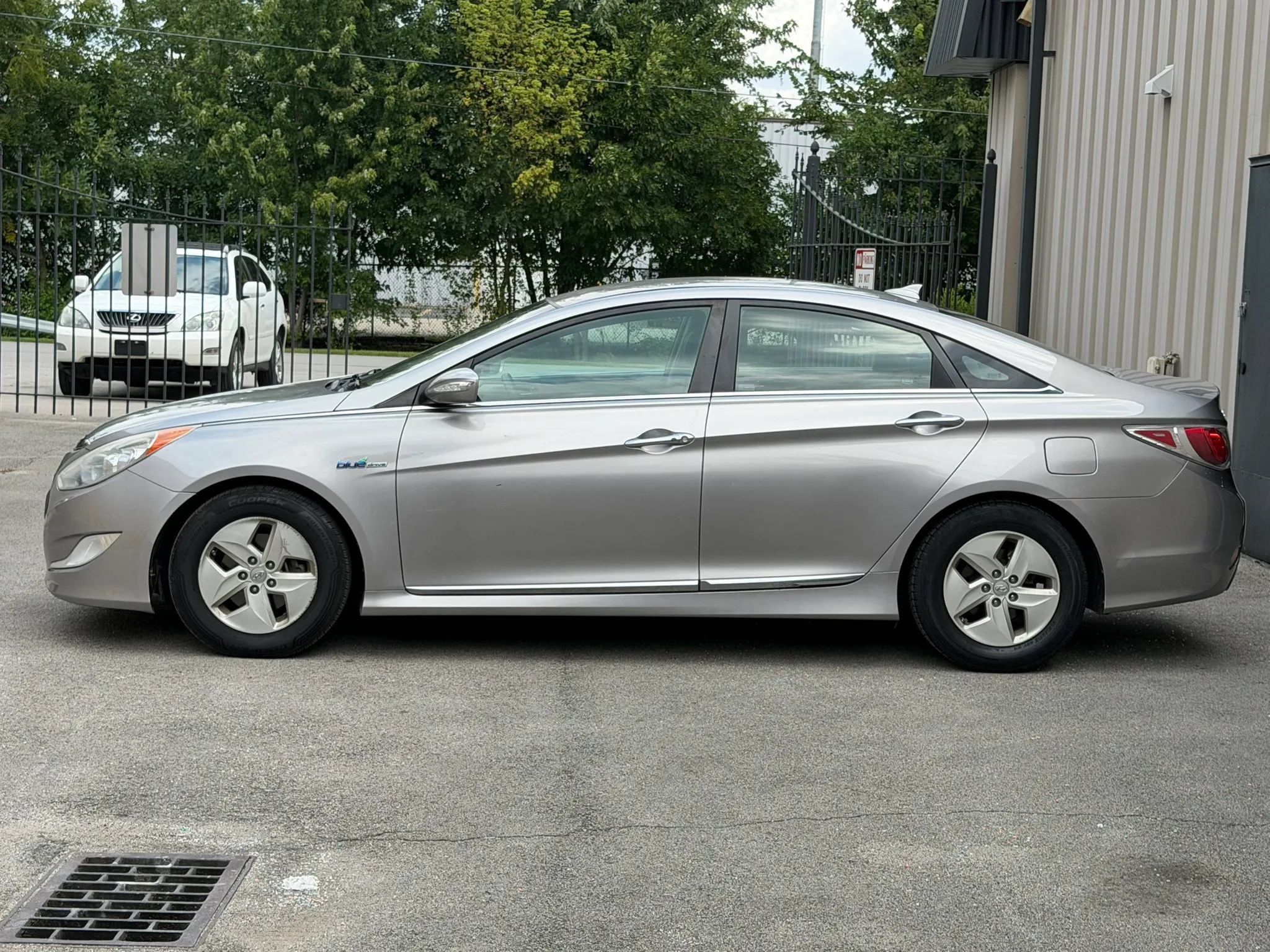 Used 2012 Hyundai Sonata Hybrid FWD image 4