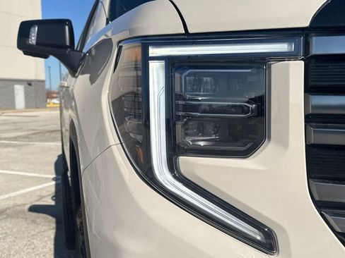 New 2026 GMC Sierra 1500 AT4 w/ AT4 Premium Package image 11