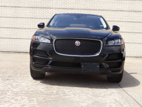 Used 2017 Jaguar F-PACE Premium AWD/4WD image 3