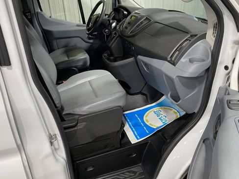 Used 2019 Ford Transit 350 XL image 25