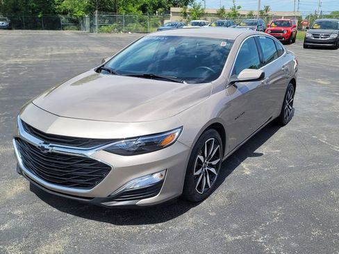 Used 2024 Chevrolet Malibu RS FWD image 5