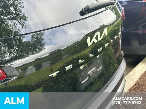 Used 2022 Kia Telluride SX FWD image 10