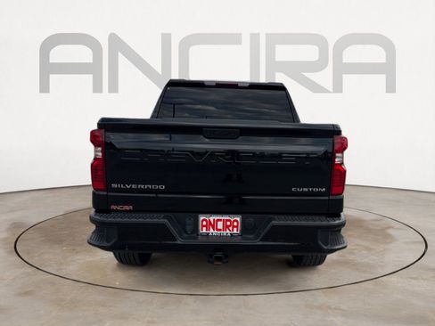 Used 2024 Chevrolet Silverado 1500 Custom image 11