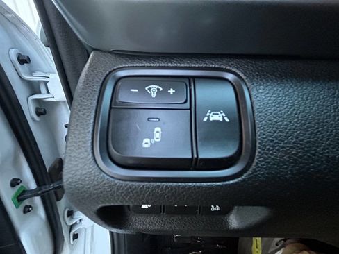 Used 2019 Kia Optima LX FWD image 18