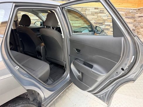 Used 2024 Hyundai Kona SE AWD/4WD image 38