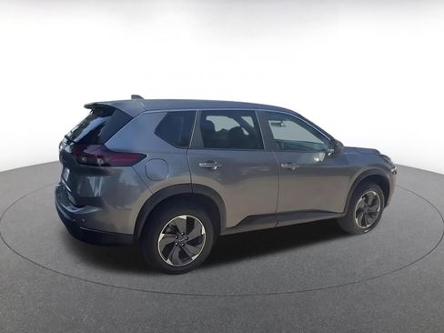 Used 2025 Nissan Rogue SV FWD image 15