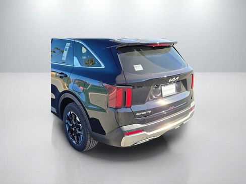 New 2026 Kia Sorento S w/ S Panoramic Sunroof Package FWD image 8