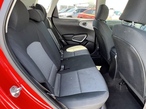 Used 2020 Kia Soul LX FWD image 17