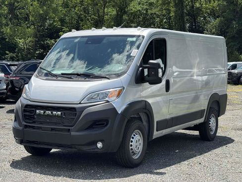New 2026 RAM ProMaster 2500 w/ Convenience Group FWD image 2