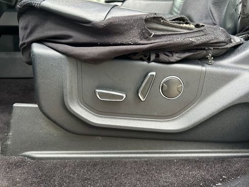 Used 2015 Ford F150 XLT w/ Equipment Group 302A Luxury image 16