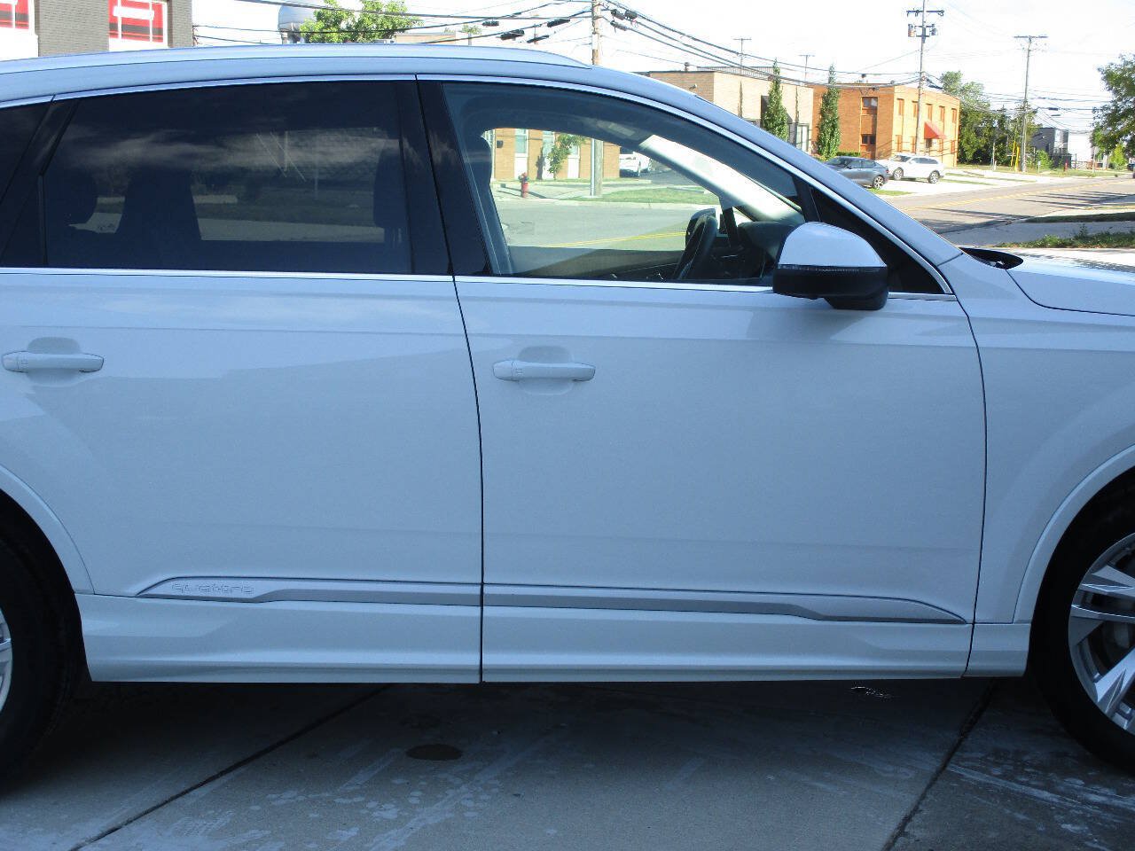 Used 2023 Audi Q7 3.0T Premium Plus AWD/4WD image 63