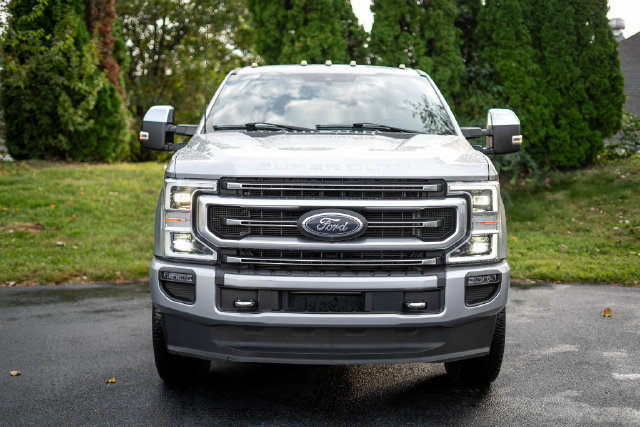 Used 2021 Ford F250 4x4 Crew Cab Super Duty image 2