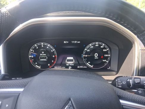 Used 2022 Mitsubishi Outlander SEL AWD/4WD image 28