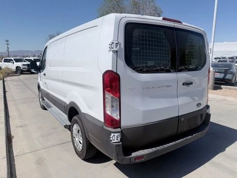 Used 2018 Ford Transit 250 130 Low Roof w/ Exterior Upgrade Package RWD image 6